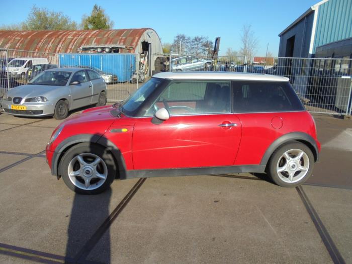 Mini Mini One/Cooper 1.6 16V Cooper Sloopvoertuig (2003, Rood)