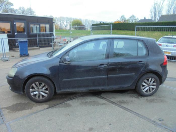 Volkswagen Golf V 1.6 FSI 16V Sloopvoertuig (2006, Zwart)