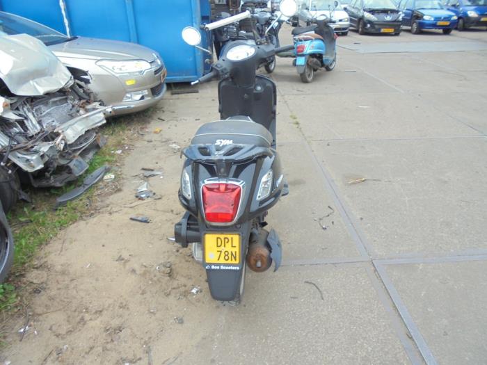 Sym Fiddle Scooter (Sloopvoertuig, 2018, Graniet)