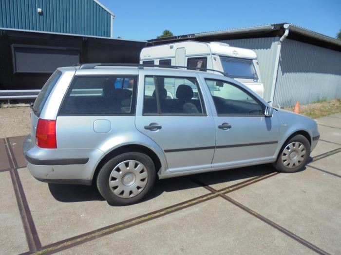 Volkswagen Golf IV Variant 1.6 16V Sloopvoertuig (2005, Grijs)
