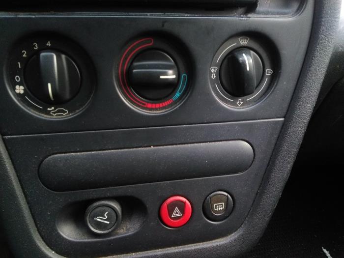 Peugeot 306 1.4 SL,SR Sloopvoertuig (1997, Groen)