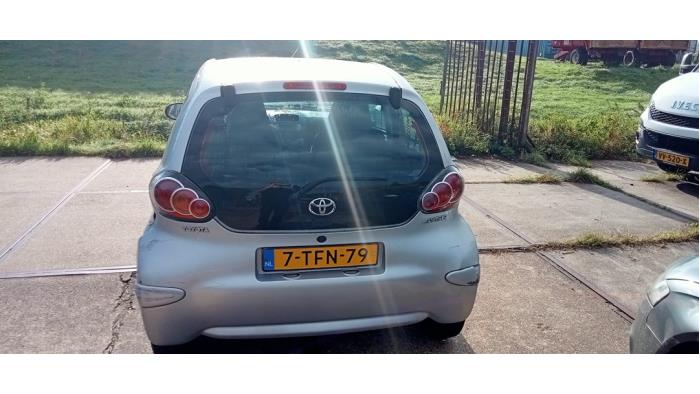 Toyota Aygo 1.0 12V VVT-i Sloopvoertuig (2011, Grijs)