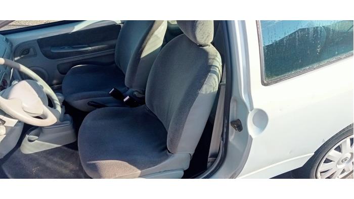 Renault Twingo 1.2 16V Sloopvoertuig (2001, Grijs)