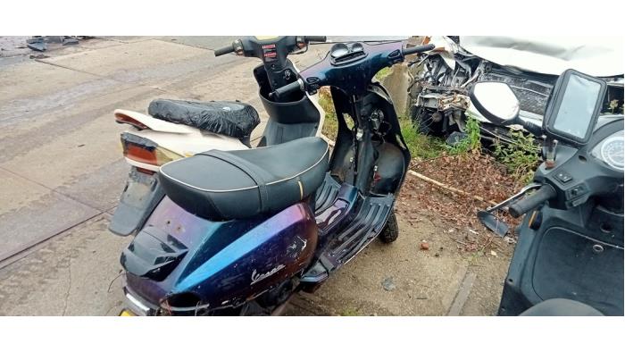 Piaggio Sloopvoertuig (2012, Paars)