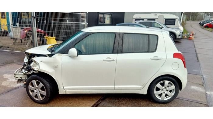 Suzuki Swift 1.3 VVT 16V Sloopvoertuig (2007, Wit)