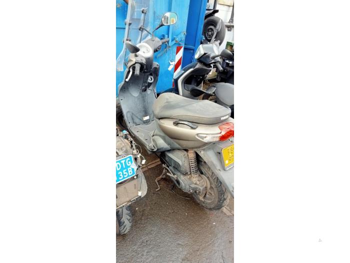 Yamaha Scooter (Sloopvoertuig, 2010)