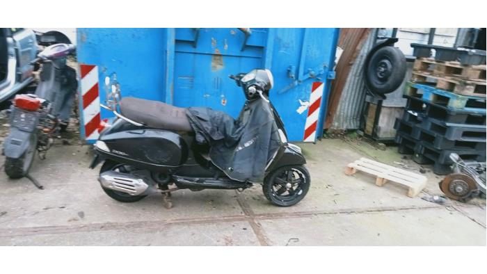 Piaggio BR. LX 50 Scooter (Sloopvoertuig, 2014)