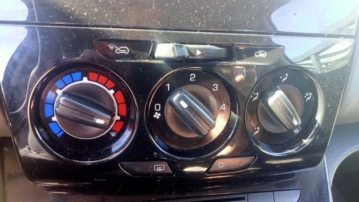 Lancia Ypsilon 0.9 TwinAir 85 Sloopvoertuig (2013, Wit)