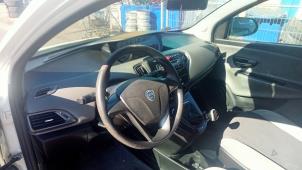 Lancia Ypsilon 0.9 TwinAir 85 Sloopvoertuig (2013, Wit)