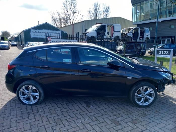 Opel Astra K 1.0 Turbo 12V Sloopvoertuig (2016, Zwart)
