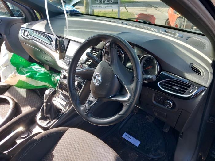 Opel Astra K 1.0 Turbo 12V Sloopvoertuig (2016, Zwart)