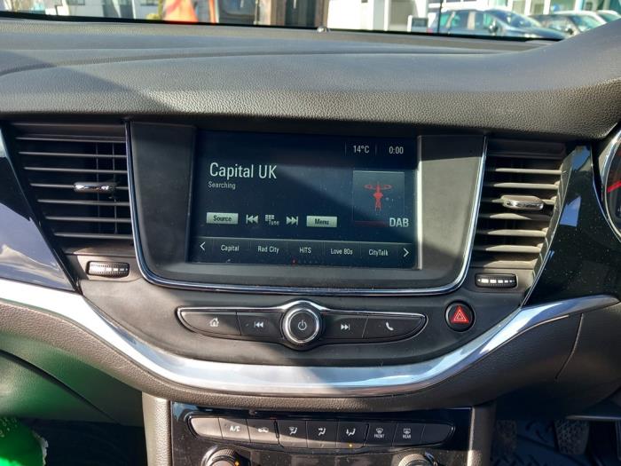 Opel Astra K 1.0 Turbo 12V Sloopvoertuig (2016, Zwart)