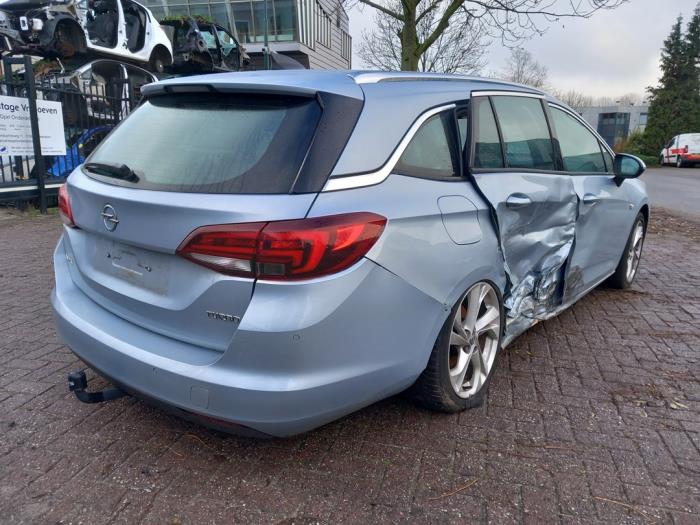 Opel Astra K Sports Tourer 1.4 Turbo 16V Sloopvoertuig (2016, Blauw)