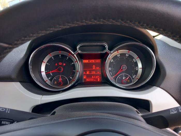 Opel Adam 1.4 16V Sloopvoertuig (2017, Wit)