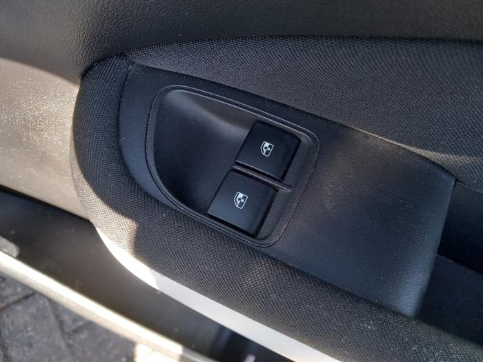 Opel Adam 1.4 16V Sloopvoertuig (2017, Wit)