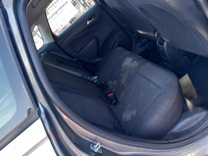 Opel Crossland X/Crossland 1.2 12V Sloopvoertuig (2018, Donker, Zilvergrijs)