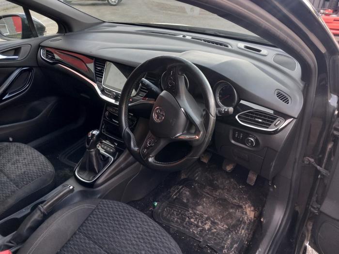 Opel Astra K 1.0 SIDI Turbo 12V Sloopvoertuig (2016, Zwart, Grafiet)