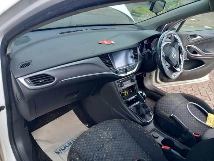 Opel Astra K 1.0 SIDI Turbo 12V Sloopvoertuig (2016, Wit)