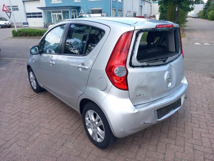 Opel Agila 1.0 12V Sloopvoertuig (2012, Zilvergrijs, Zilver)
