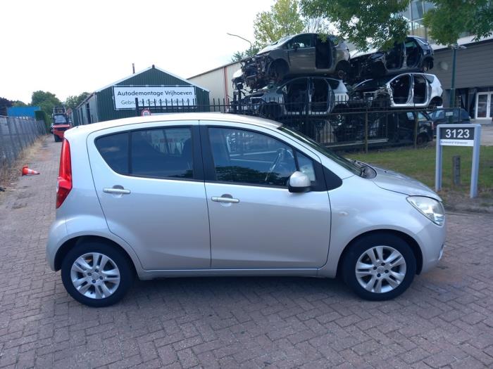 Opel Agila 1.0 12V Sloopvoertuig (2012, Zilvergrijs, Zilver)