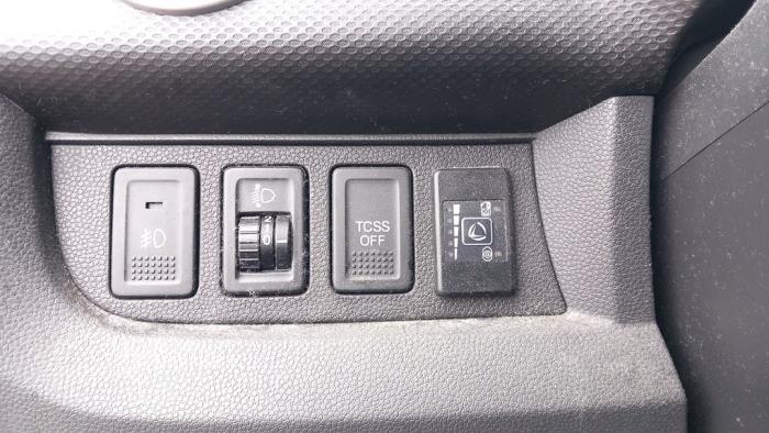 Opel Agila 1.0 12V ecoFLEX Sloopvoertuig (2010, Zwart)