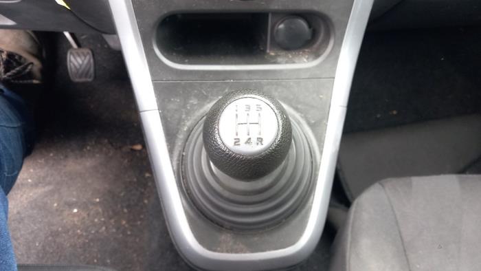 Opel Agila 1.0 12V ecoFLEX Sloopvoertuig (2010, Zwart)