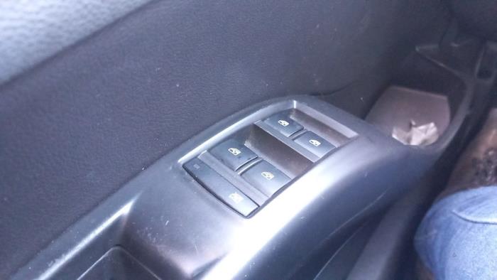 Opel Meriva 1.4 Turbo 16V ecoFLEX Sloopvoertuig (2010, Zilvergrijs, Carbon, Grijs)