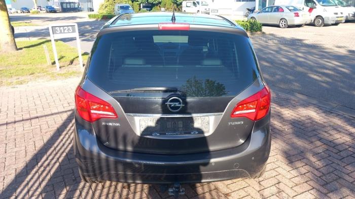 Opel Meriva 1.4 Turbo 16V ecoFLEX Sloopvoertuig (2010, Zilvergrijs, Carbon, Grijs)