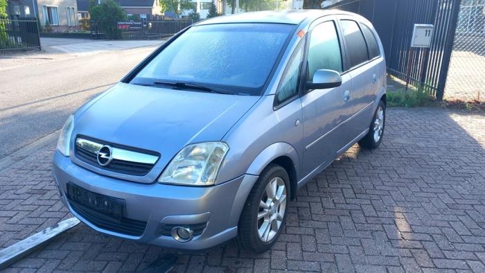 Opel Meriva 1.6 16V Sloopvoertuig (2010, Licht, Zilvergrijs, Zilver)