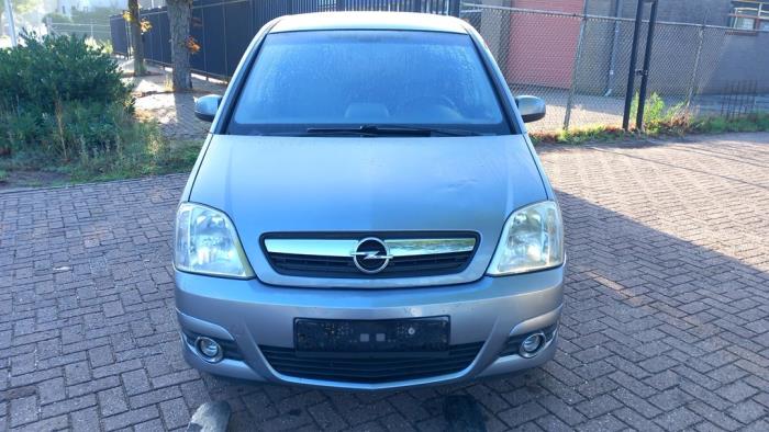 Opel Meriva 1.6 16V Sloopvoertuig (2010, Licht, Zilvergrijs, Zilver)