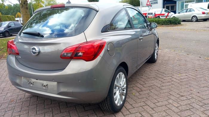 Opel Corsa E 1.4 16V Sloopvoertuig (2015, Bruin)
