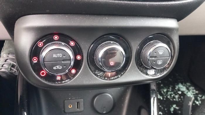 Opel Corsa E 1.4 16V Sloopvoertuig (2015, Bruin)