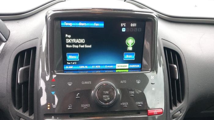 Opel Ampera 1.4 16V Sloopvoertuig (2013, Wit)