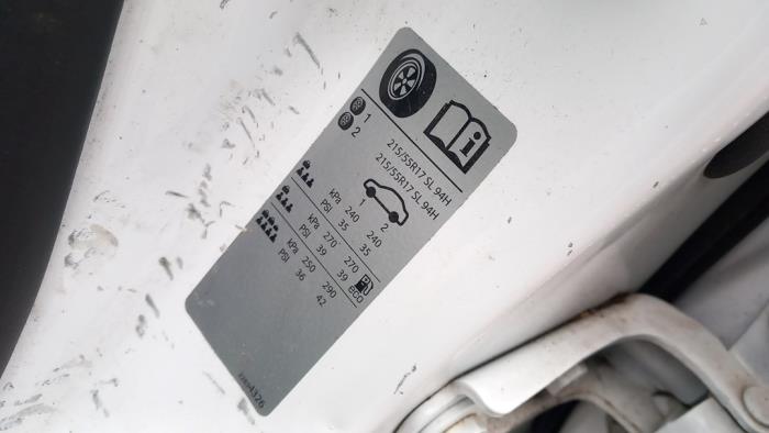 Opel Ampera 1.4 16V Sloopvoertuig (2013, Wit)