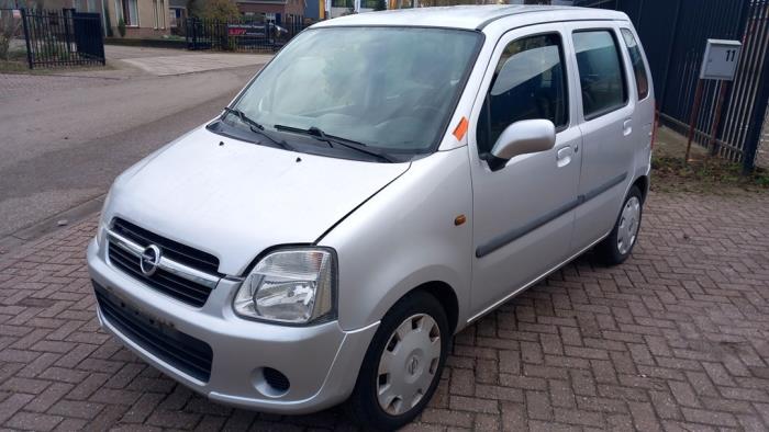 Opel Agila 1.2 16V Twin Port Sloopvoertuig (2005, Zilvergrijs)