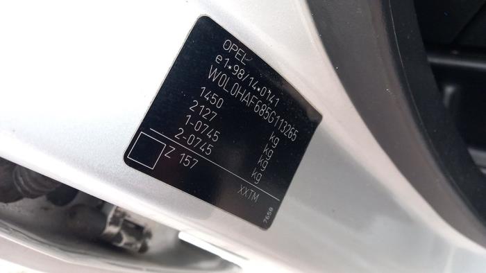 Opel Agila 1.2 16V Twin Port Sloopvoertuig (2005, Zilvergrijs)