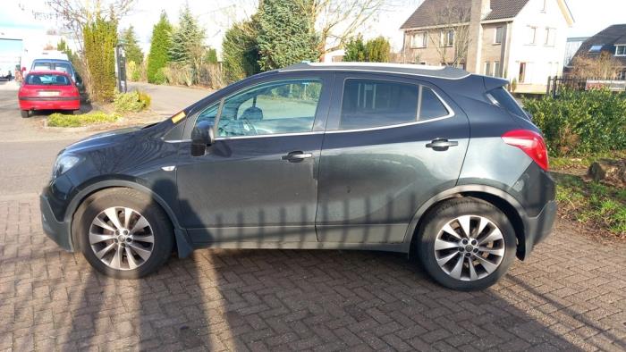 Opel Mokka/Mokka X 1.6 CDTI 16V 4x2 Sloopvoertuig (2015, Metallic, Zwart)