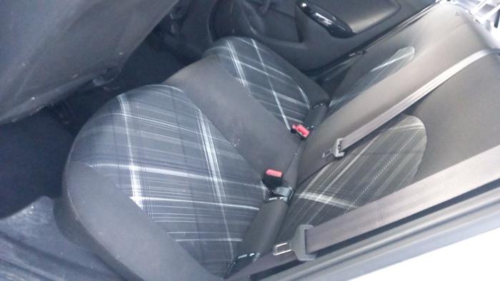 Opel Corsa E 1.3 CDTi 16V ecoFLEX Sloopvoertuig (2015, Zilvergrijs, Zilver)