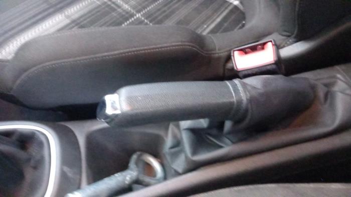 Opel Corsa E 1.3 CDTi 16V ecoFLEX Sloopvoertuig (2015, Zilvergrijs, Zilver)