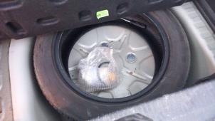 Opel Corsa E 1.3 CDTi 16V ecoFLEX Sloopvoertuig (2015, Zilvergrijs, Zilver)