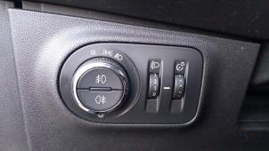 Opel Corsa E 1.3 CDTi 16V ecoFLEX Sloopvoertuig (2015, Zilvergrijs, Zilver)