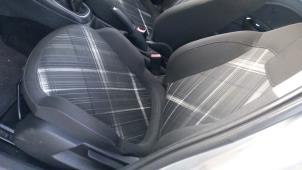Opel Corsa E 1.3 CDTi 16V ecoFLEX Sloopvoertuig (2015, Zilvergrijs, Zilver)