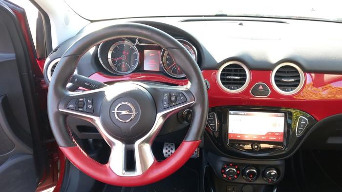 Opel Adam 1.4 16V Bi-Fuel Ecoflex Sloopvoertuig (2015, Rood)
