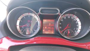 Opel Adam 1.4 16V Bi-Fuel Ecoflex Sloopvoertuig (2015, Rood)