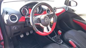 Opel Adam 1.4 16V Bi-Fuel Ecoflex Sloopvoertuig (2015, Rood)