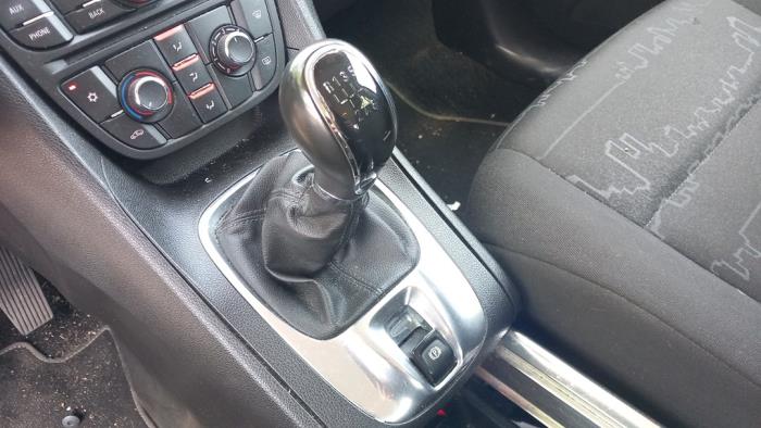 Opel Meriva 1.4 Turbo 16V Ecotec Sloopvoertuig (2012, Zilvergrijs, Bruin)