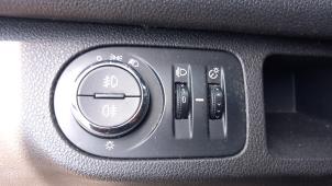 Opel Meriva 1.4 Turbo 16V Ecotec Sloopvoertuig (2012, Zilvergrijs, Bruin)