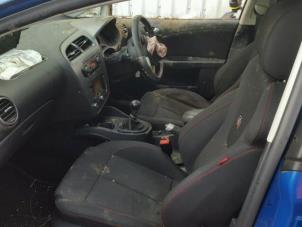 Seat Leon 2.0 TDI 16V FR Sloopvoertuig (2011, Donker, Blauw)