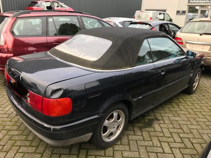 Audi Cabrio 2.3 E Sloopvoertuig (1994, Blauw)