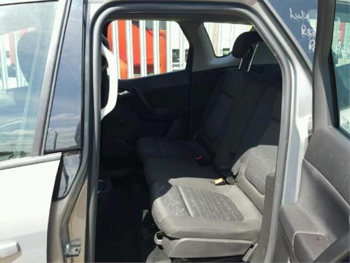 Opel Meriva Mk.II 1.4 Turbo 16V Ecotec Sloopvoertuig (2015, PEPPERDUST)